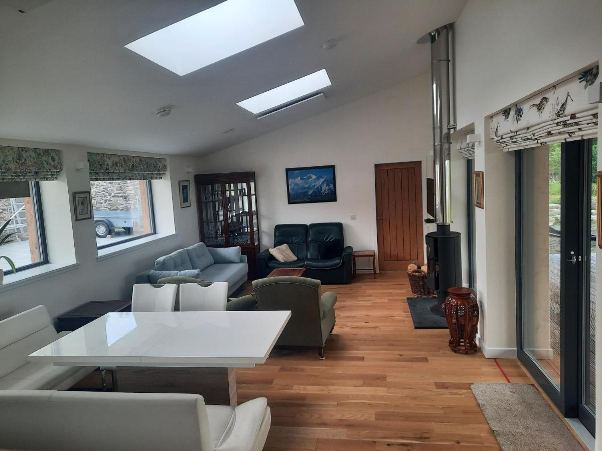 Carnmore Cottage Inverness Exteriör bild