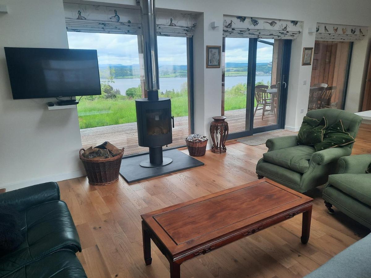 Carnmore Cottage Inverness Exteriör bild